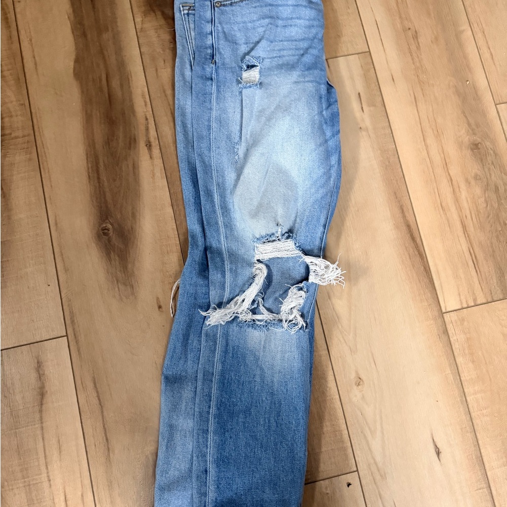 KanCan Light Blue Distressed mom Jeans